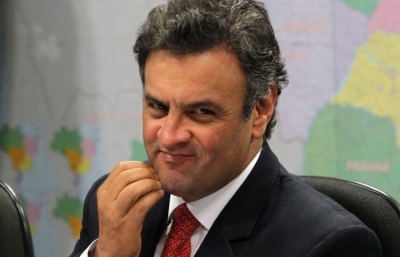 AGU dá parecer favorável a Aécio Neves