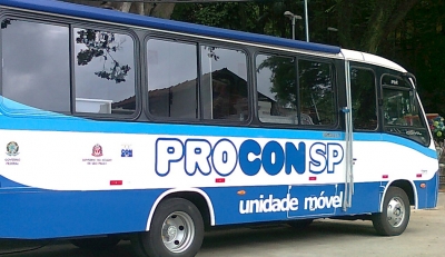 Procon Móvel atende na região