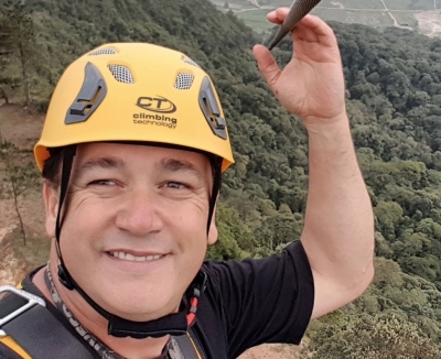 Empresário morre ao testar tirolesa que seria a maior da América Latina