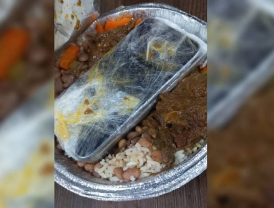 Celular e carregador são encontrados em marmita para detentos