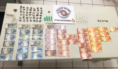 Adolescentes são detidos com munições e drogas na zona Sul