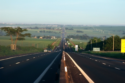 Volta de casamento quase termina em tragédia