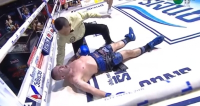 Campeão mundial de Muay Thai morre depois de sofrer nocaute