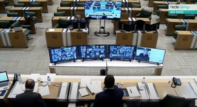 Assembleia aprova antecipação do feriado de 9 de julho para segunda-feira