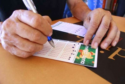 Assessor do PT que ficou milionário em bolão ganha de novo na Mega-Sena