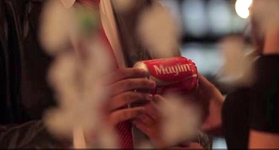 Coca-Cola ajuda noivo a fazer pedido de casamento inusitado
