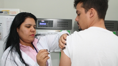 Vacinação contra gripe em Marília segue até o final dos estoques de vacina