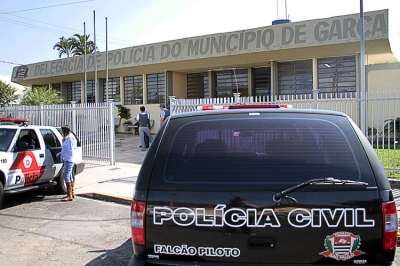 Rapaz é alvejado por sete tiros, mas prefere não apontar criminoso 