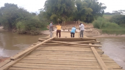 Programa recupera estradas rurais e pontes