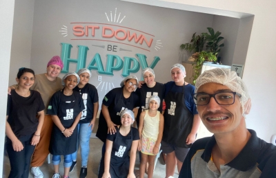 Unijovem: alunos do curso de culinária conhecem funcionamento de uma cozinha industrial