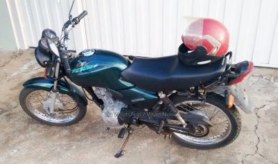 Polícia recupera moto furtada na zona sul