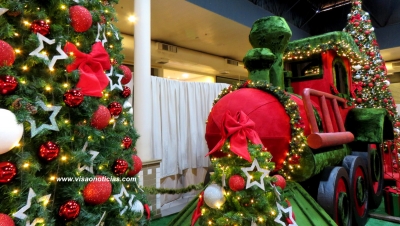 Marília shopping apresenta decoração natalina com chegada do Papai Noel