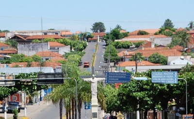 Prefeito da região vai à justiça para reabertura do comércio