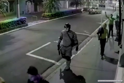 Criminosos levam cerca de R$ 1 milhão em jóias durante assalto a banco