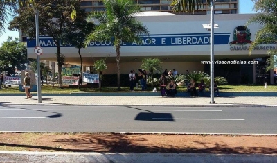 Greve: Prefeitura não apresenta proposta e vai descontar dias parados de servidores