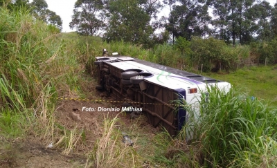 Ônibus de sacoleiros que saiu da região é atacado e motorista morre