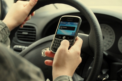 Multa do uso de celular ao volante vai ficar mais cara