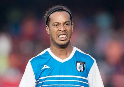 Ex-jogador Ronaldinho Gaúcho é detido no Paraguai