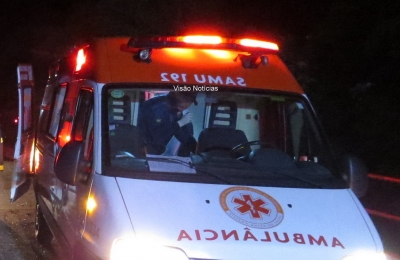 Homem morre ao cair de moto. Família acredita em mal súbito