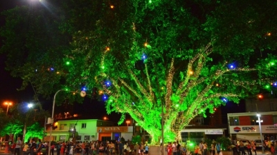 Natal iluminado será aberto nesta quarta-feira