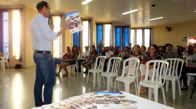 Residencial dos Ipês tem últimas unidades com desconto. Futuros moradores recebem escritura