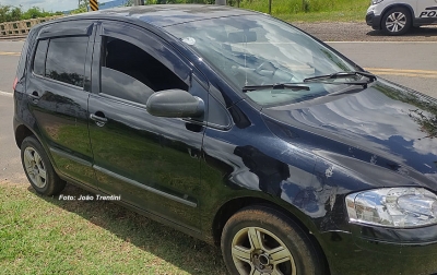 Ciclista de 70 anos fica gravemente ferido ao ser atingido por carro