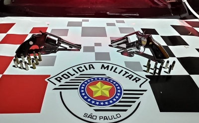 PM apreende armas em festa clandestina em Marília que teve tiros e feridos