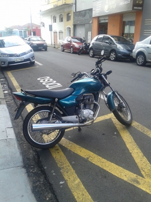 PM recupera moto furtada e prende jovem