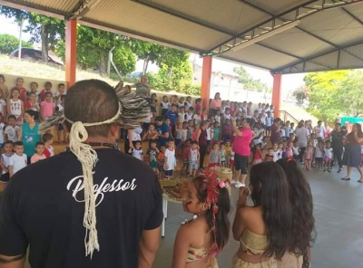 Emei Primavera recebe visita dos índios da Aldeia Kopenoti das terras Araribara