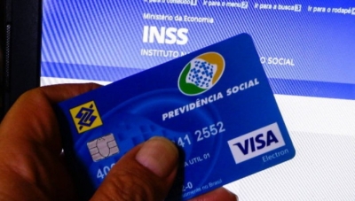 Desconto do INSS no salário muda a partir deste mês: quanto vou pagar?