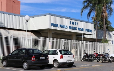 Criminosos invadem escola municipal na zona sul