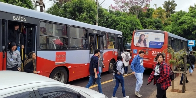 Emdurb melhora sinalização em vias públicas do Campus Universitário em Marília