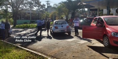 Acidente na via expressa mobiliza Bombeiros e SAMU