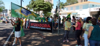 Marilienses fazem protesto contra governador Doria