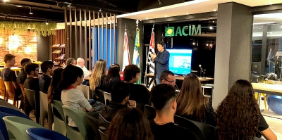 Unimar: alunos constroem planejamento estratégico do Connect Ambiente de Inovação 