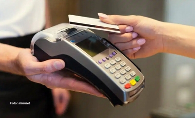 PM de folga prende dupla que aplicava o 