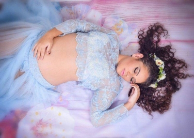 Presidiárias grávidas e mãe com bebê ganham ensaio fotográfico em presídio