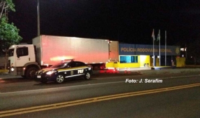 PRF apreende carga de agrotóxicos avaliada em R$ 500 mil