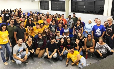 Acadêmicos acompanham palestras sobre comunicação com profissionais renomados 
