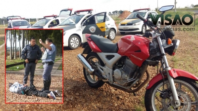 Dupla é presa após furtar moto em Marília