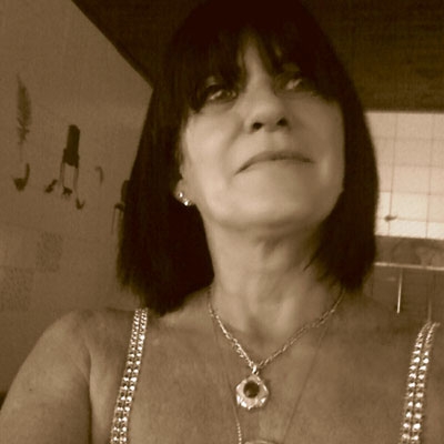 Mulher é esfaqueada pelo namorado, na região