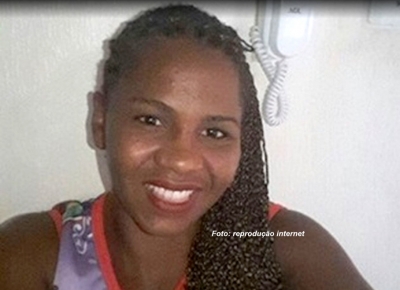 Briga por cabo de computador acaba em morte