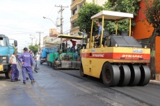 Av. Carlos Gomes é recapeada