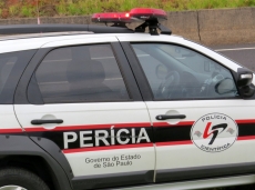 Disparos de arma de fogo:                          Homem tem casa atingida