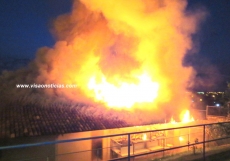 Incêndio em escola destrói salas de aula