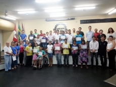 Projeto Univem: entrega de 25 certificados para alunos da Apae