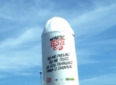 #Partiu Teste# Pênis gigante     em aeroporto   