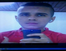 Ladrão preso ao fazer selfie   na rede social da vitima