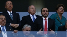 Atirador de elite quase mata      inocente na abertura da Copa