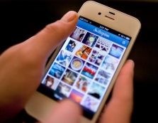 Instagram: 300 milhões                                        de usuários